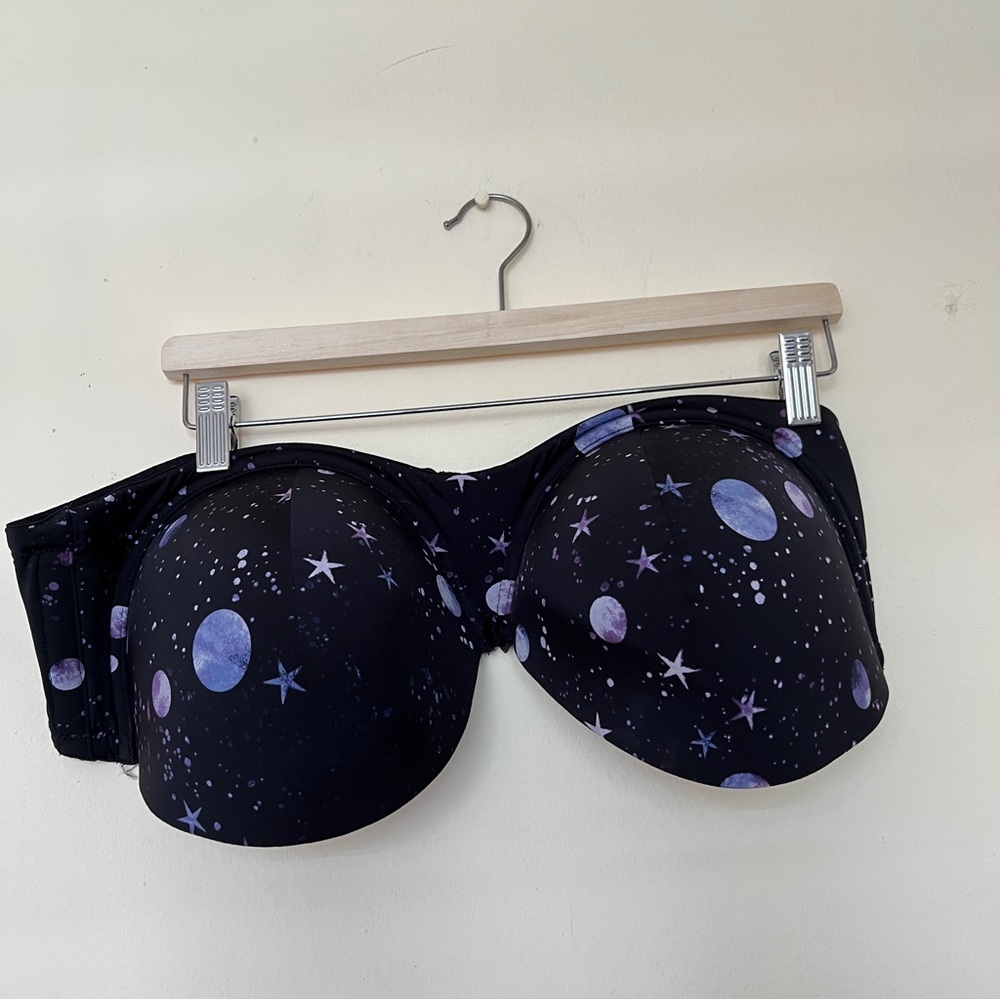 Torrid strapless bra 42 DD